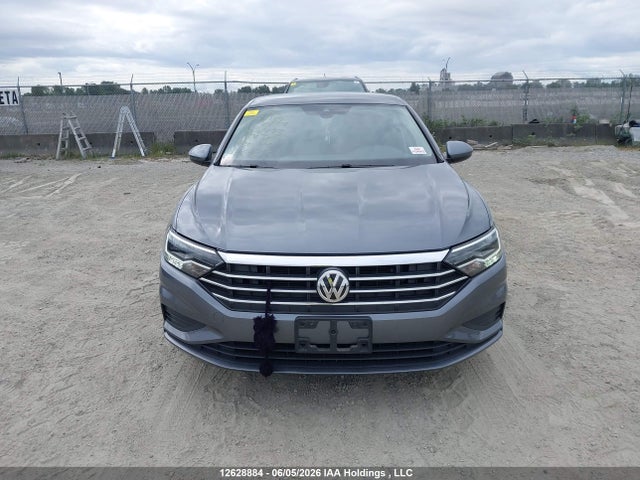 3VWE57BU2KM270473 Volkswagen JETTA SEL