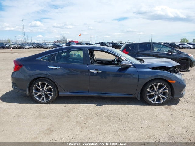 Продажа на аукционе авто 2019 Honda Civic Touring, vin: 2HGFC1F91KH106566, номер лота: 12628887