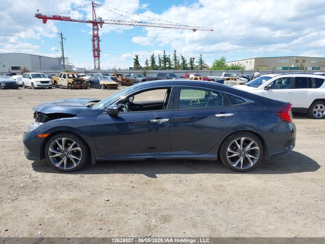 Продажа на аукционе авто 2019 Honda Civic Touring, vin: 2HGFC1F91KH106566, номер лота: 12628887
