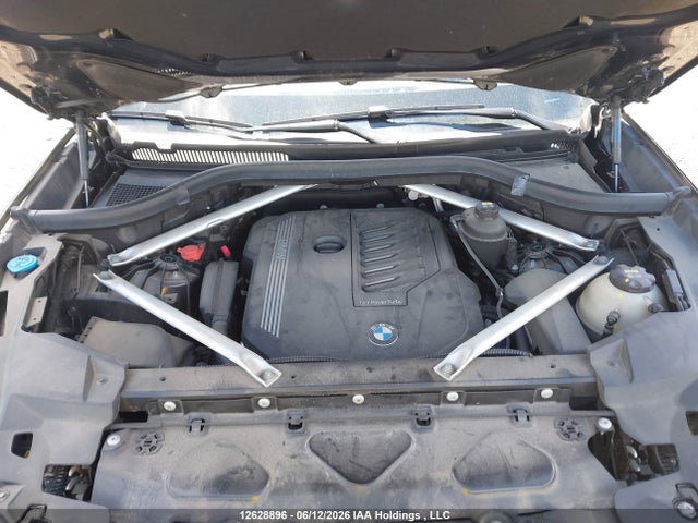 5UXCR6C59KLL02853 BMW X5 Xdrive40i