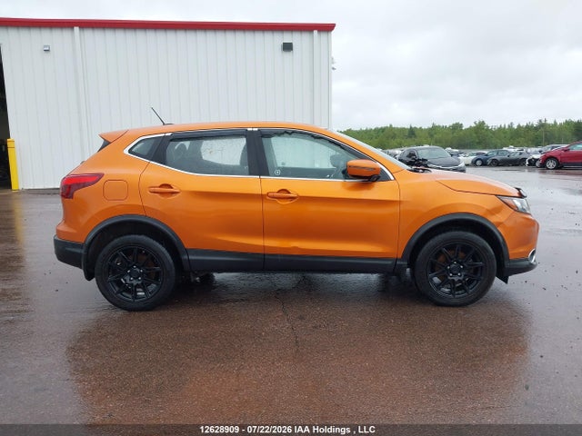 2018 Nissan Qashqai S/sl/sv მანქანა იყიდება აუქციონზე, vin: JN1BJ1CR2JW282617, აუქციონის ნომერი: 12628909