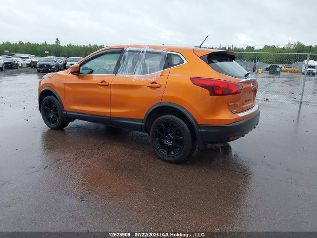 2018 Nissan Qashqai S/sl/sv მანქანა იყიდება აუქციონზე, vin: JN1BJ1CR2JW282617, აუქციონის ნომერი: 12628909