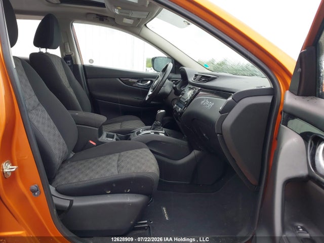 2018 Nissan Qashqai S/sl/sv მანქანა იყიდება აუქციონზე, vin: JN1BJ1CR2JW282617, აუქციონის ნომერი: 12628909
