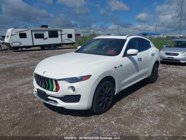 Maserati Levante 2017 ZN661XUL1HX214291 Image 2
