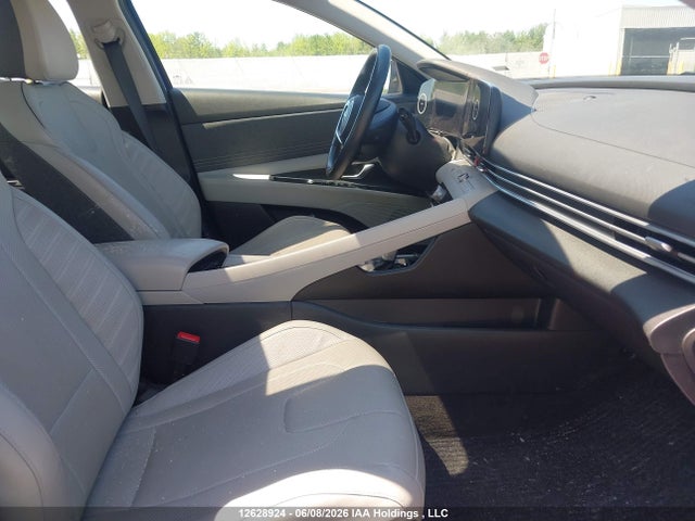 KMHLN4AG6NU305967 Hyundai ELANTRA SEL