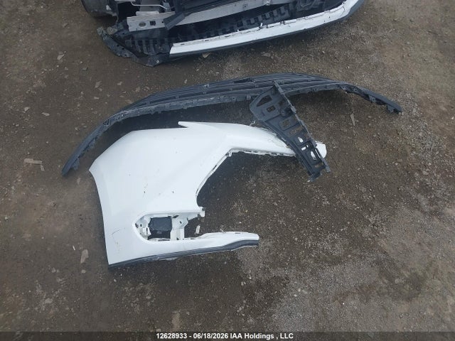 Продажа на аукционе авто 2025 Toyota Sienna, vin: 5TDGSKFC7SS185914, номер лота: 12628933