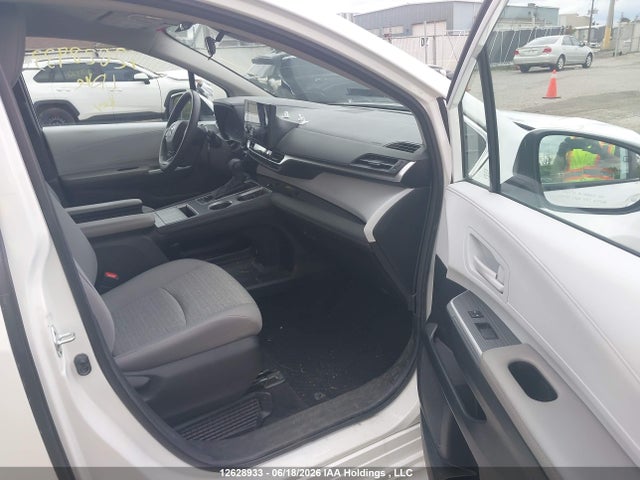 Продажа на аукционе авто 2025 Toyota Sienna, vin: 5TDGSKFC7SS185914, номер лота: 12628933
