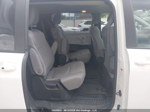 Продажа на аукционе авто 2025 Toyota Sienna, vin: 5TDGSKFC7SS185914, номер лота: 12628933