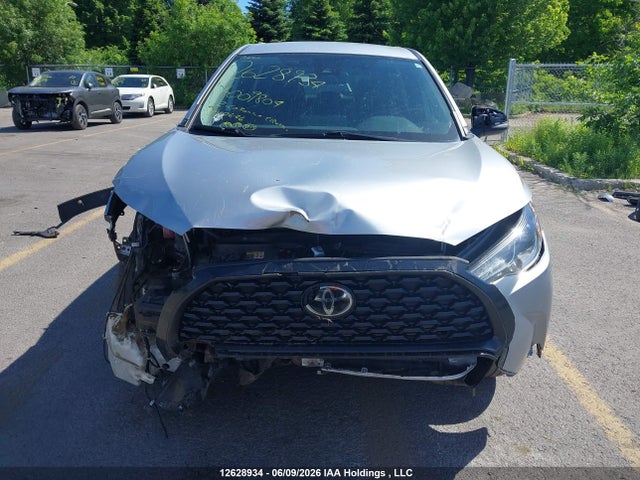 7MUCAABG0NV009804 Toyota Corolla Cross Le