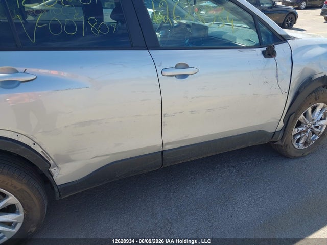 7MUCAABG0NV009804 Toyota Corolla Cross Le