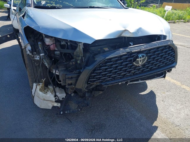 7MUCAABG0NV009804 Toyota Corolla Cross Le