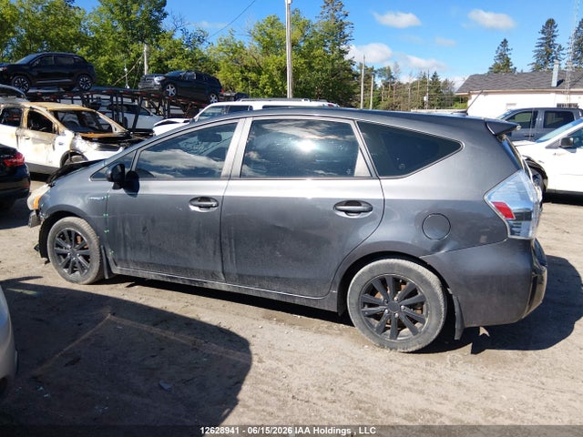 2013 Toyota Prius V მანქანა იყიდება აუქციონზე, vin: JTDZN3EU9D3253506, აუქციონის ნომერი: 12628941