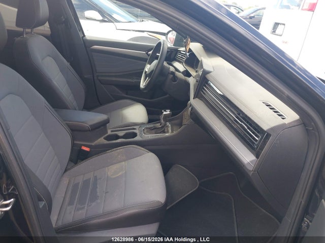 2026 Volkswagen Jetta Comfortline მანქანა იყიდება აუქციონზე, vin: 3VWSW7BUXTM015460, აუქციონის ნომერი: 12628986
