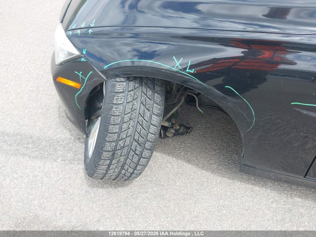2014 Bmw 320i Xdrive მანქანა იყიდება აუქციონზე, vin: WBA3C3C59EK200011, აუქციონის ნომერი: 12619794
