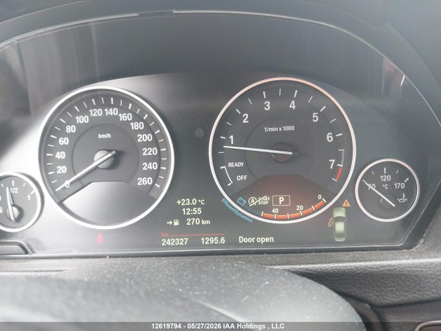 2014 Bmw 320i Xdrive მანქანა იყიდება აუქციონზე, vin: WBA3C3C59EK200011, აუქციონის ნომერი: 12619794