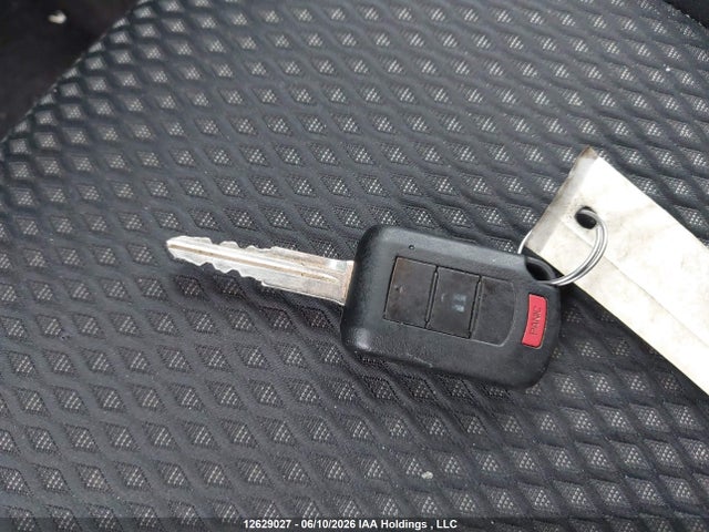 2020 Mitsubishi Outlander Es მანქანა იყიდება აუქციონზე, vin: JA4AZ2A31LZ608067, აუქციონის ნომერი: 12629027