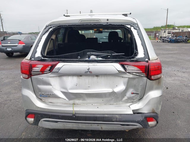 2020 Mitsubishi Outlander Es მანქანა იყიდება აუქციონზე, vin: JA4AZ2A31LZ608067, აუქციონის ნომერი: 12629027