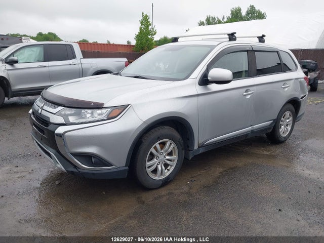2020 Mitsubishi Outlander Es მანქანა იყიდება აუქციონზე, vin: JA4AZ2A31LZ608067, აუქციონის ნომერი: 12629027