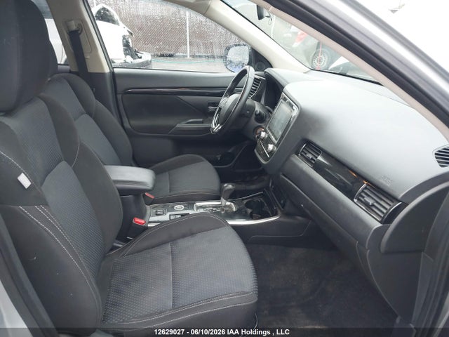 2020 Mitsubishi Outlander Es მანქანა იყიდება აუქციონზე, vin: JA4AZ2A31LZ608067, აუქციონის ნომერი: 12629027