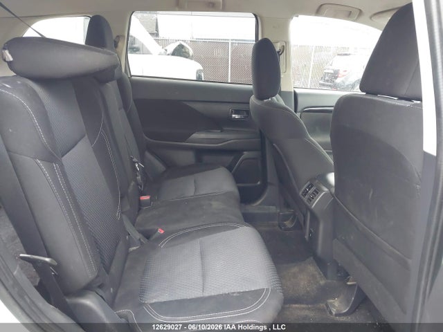 2020 Mitsubishi Outlander Es მანქანა იყიდება აუქციონზე, vin: JA4AZ2A31LZ608067, აუქციონის ნომერი: 12629027
