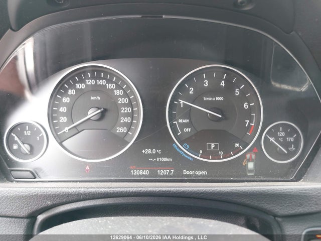 WBA8A3C31HK692869 BMW 320i Xdrive