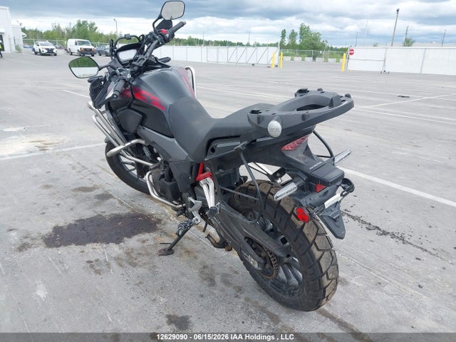 2021 Honda Cb500xa მანქანა იყიდება აუქციონზე, vin: MLHPC6462M5200004, აუქციონის ნომერი: 12629090