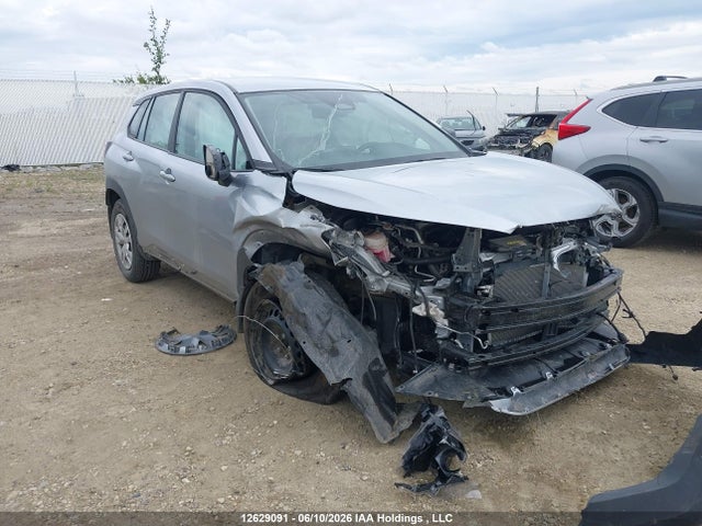 12629091 :رقم المزاد ، 7MUAAAAGXRV112761 vin ، 2024 Toyota Corolla Cross L مزاد بيع