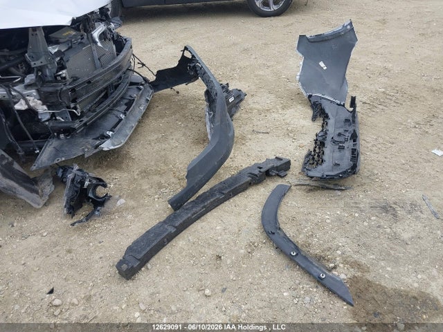 12629091 :رقم المزاد ، 7MUAAAAGXRV112761 vin ، 2024 Toyota Corolla Cross L مزاد بيع