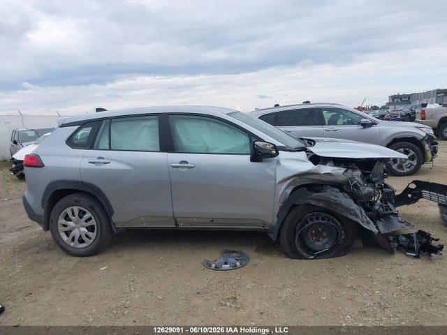 12629091 :رقم المزاد ، 7MUAAAAGXRV112761 vin ، 2024 Toyota Corolla Cross L مزاد بيع