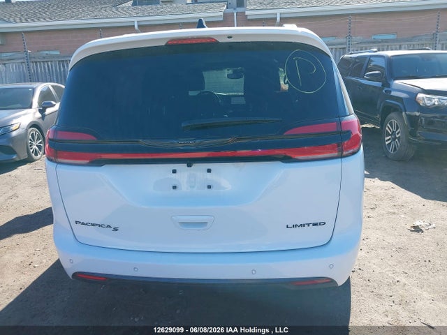 Chrysler Pacifica Limited 2026 2C4RC1GG0TR232177 Image 16