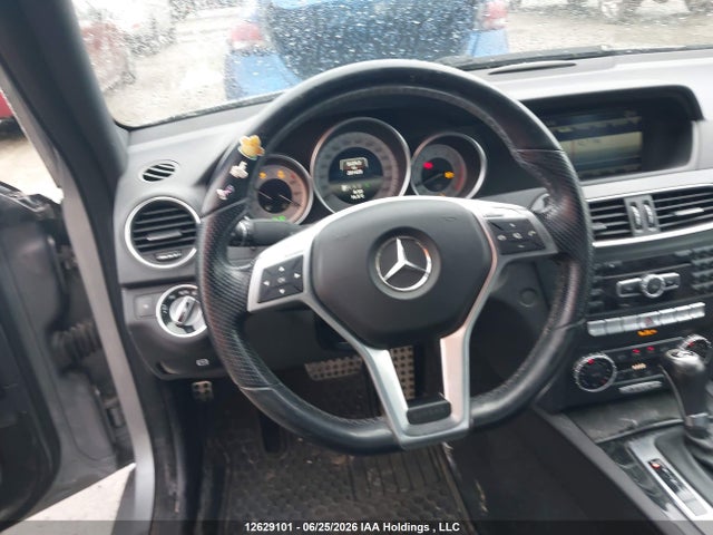2014 Mercedes-benz C 350 4matic მანქანა იყიდება აუქციონზე, vin: WDDGF8JB2EG184549, აუქციონის ნომერი: 12629101