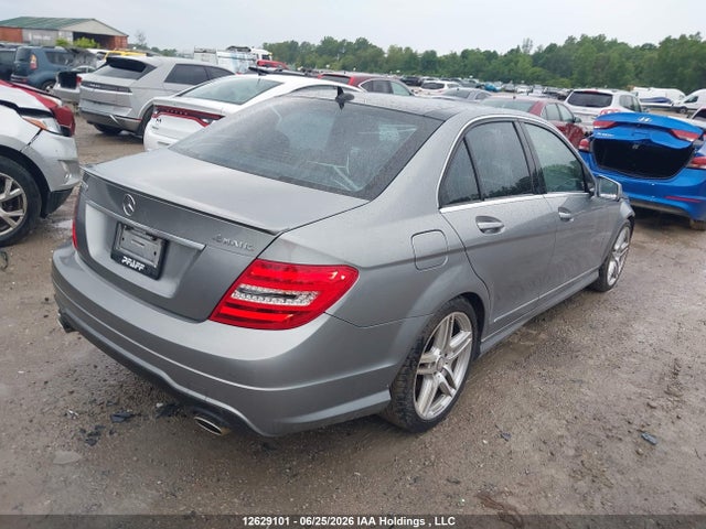2014 Mercedes-benz C 350 4matic მანქანა იყიდება აუქციონზე, vin: WDDGF8JB2EG184549, აუქციონის ნომერი: 12629101