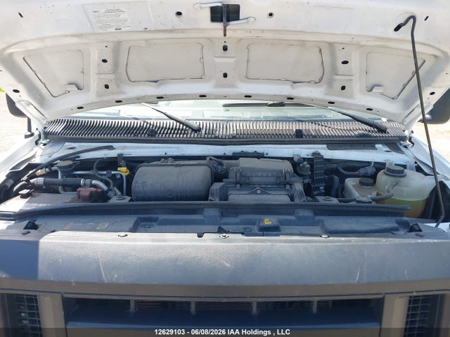 Продажа на аукционе авто 2024 Ford Econoline E450 Super Duty Cutaway Van, vin: 1FDXE4FN6RDD15106, номер лота: 12629103