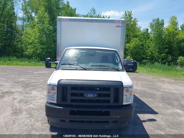 Продажа на аукционе авто 2024 Ford Econoline E450 Super Duty Cutaway Van, vin: 1FDXE4FN6RDD15106, номер лота: 12629103