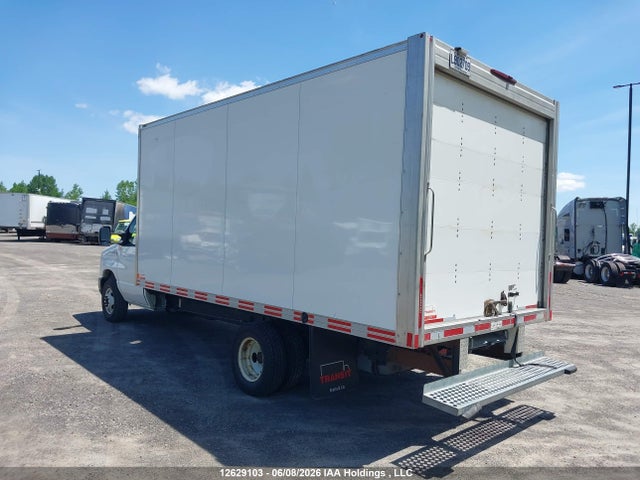 Продажа на аукционе авто 2024 Ford Econoline E450 Super Duty Cutaway Van, vin: 1FDXE4FN6RDD15106, номер лота: 12629103