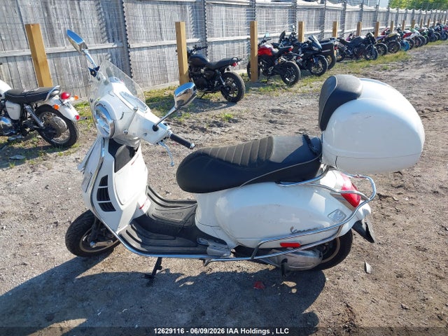 Aukcja sprzedaży 2023 Vespa Gts/sei Giorni 300, vin: ZAPMD39MXP5200201, numer aukcji: 12629116