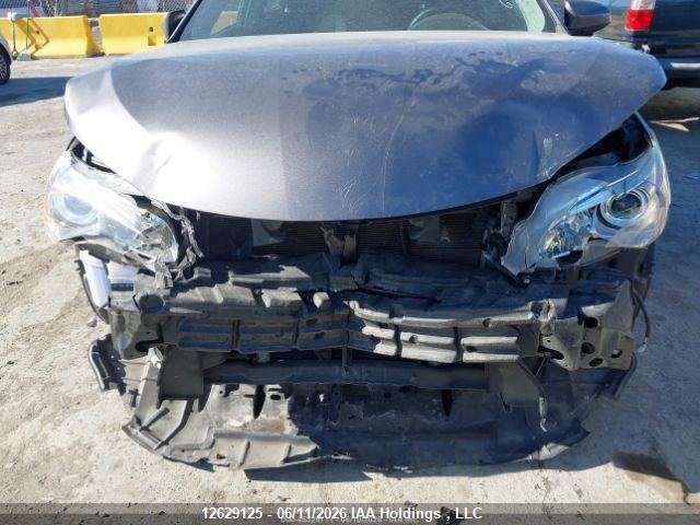 12629125 :رقم المزاد ، 4T1BF1FK7FU489130 vin ، 2015 Toyota Camry Le/xle/se/xse مزاد بيع