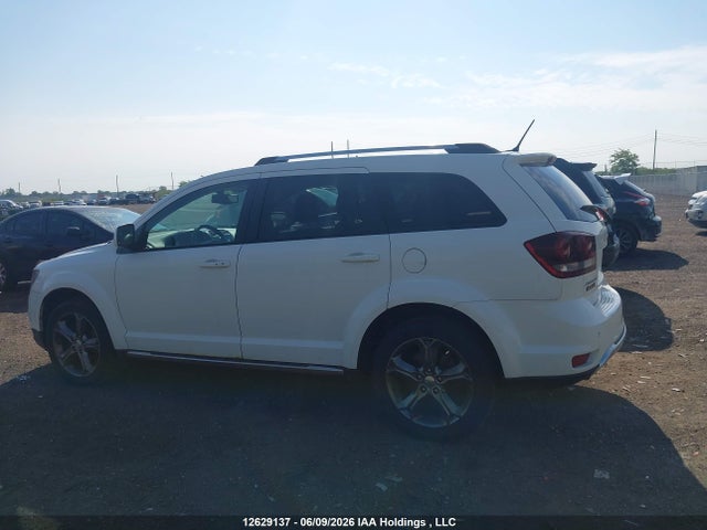 Dodge Journey Crossroad 2015 3C4PDCGGXFT532729 Image 14
