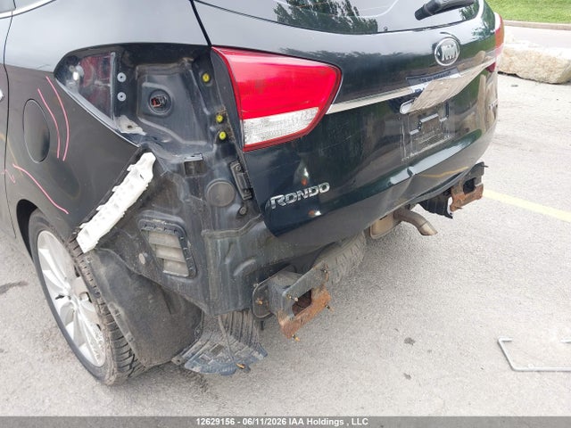 KIA Rondo 2016 KNAHU8A33G7131906 Image 6