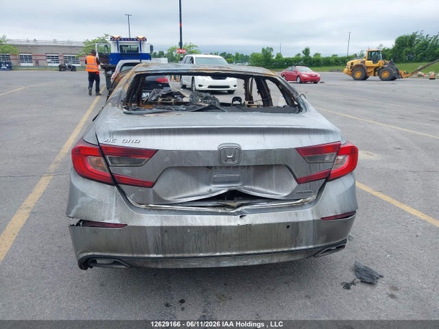 12629166 :رقم المزاد ، 1HGCV1F90JA800661 vin ، 2018 Honda Accord Touring مزاد بيع