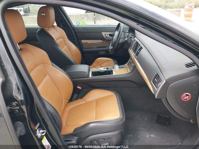 12629176 :رقم المزاد ، SAJXA0JC6AMR66918 vin ، 2010 Jaguar Xf مزاد بيع