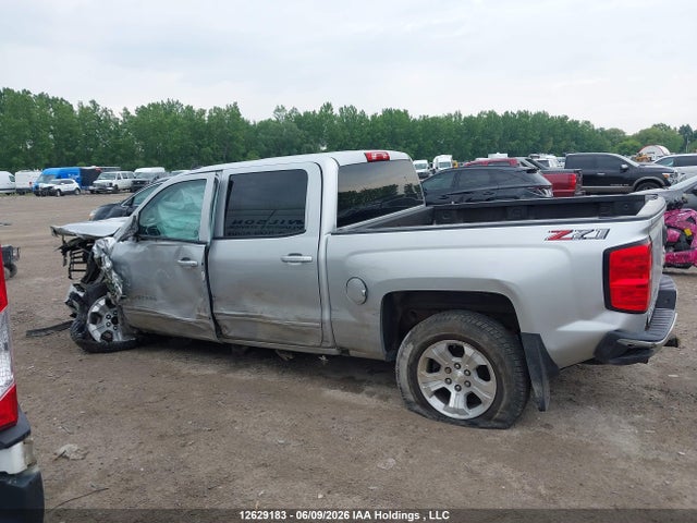 2018 Chevrolet Silverado 1500 2lt მანქანა იყიდება აუქციონზე, vin: 3GCUKREC0JG422267, აუქციონის ნომერი: 12629183