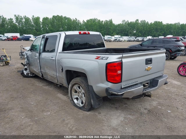 2018 Chevrolet Silverado 1500 2lt მანქანა იყიდება აუქციონზე, vin: 3GCUKREC0JG422267, აუქციონის ნომერი: 12629183