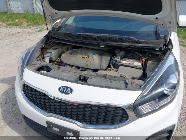 12629186 :رقم المزاد ، KNAHT8A39H7190057 vin ، 2017 Kia Rondo مزاد بيع