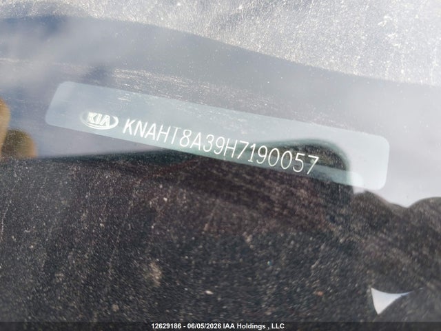 12629186 :رقم المزاد ، KNAHT8A39H7190057 vin ، 2017 Kia Rondo مزاد بيع