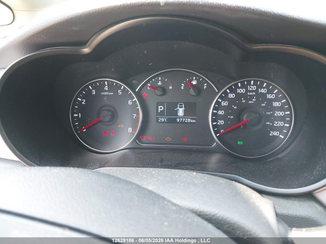 12629186 :رقم المزاد ، KNAHT8A39H7190057 vin ، 2017 Kia Rondo مزاد بيع