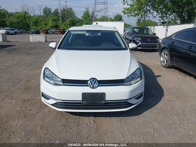 3VWE17AU1JM281511 Volkswagen Golf Trendline