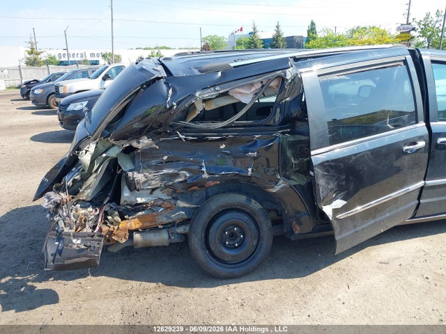2C4RC1GG7ER144293 Chrysler Town &amp; Country Limited