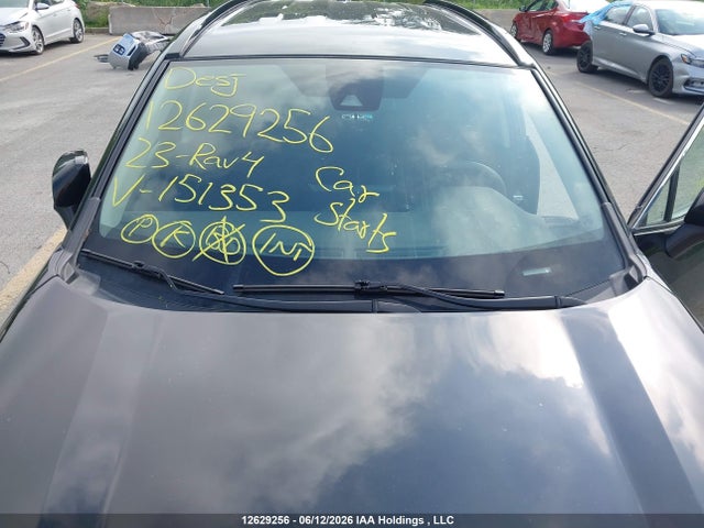2T3BWRFV1PW151353 Toyota RAV4 LE
