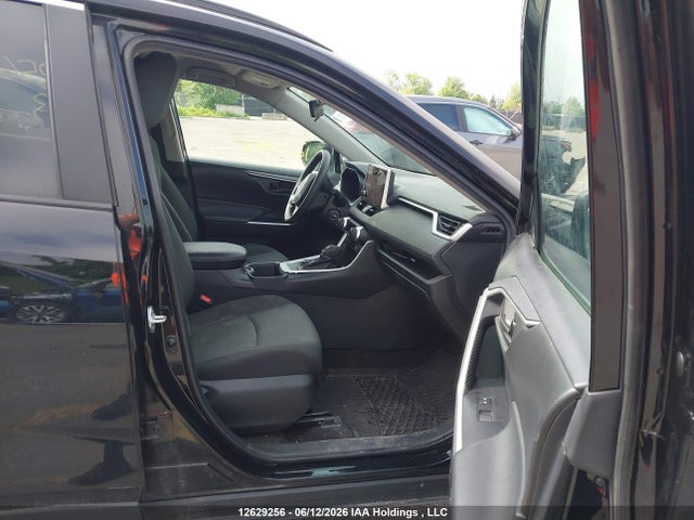 2T3BWRFV1PW151353 Toyota RAV4 LE